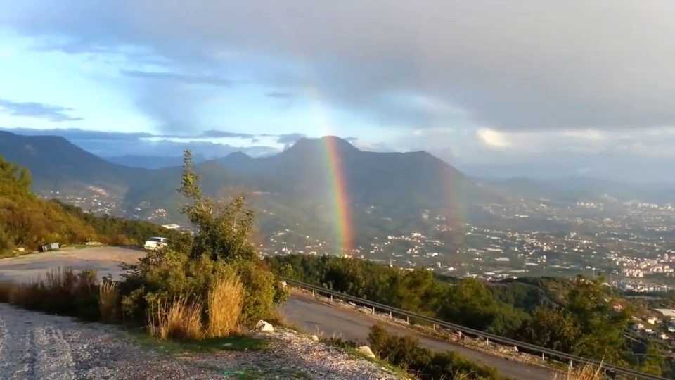 Alanya Gedevet Yaylası Yolunda Gök Kuşağı Manzarası