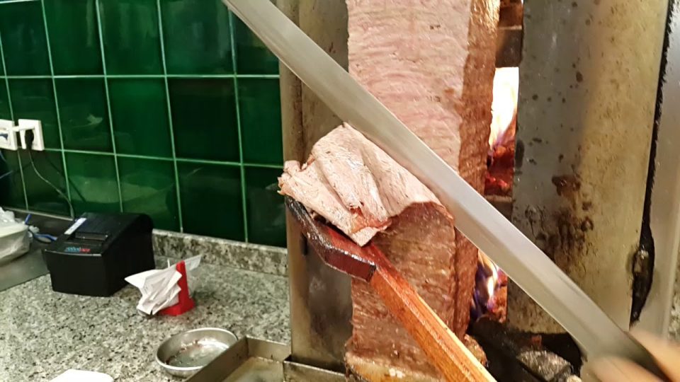 Antalya Hakiki Et Döner 0242 2281113 antalya iskender döner antalya meşhur restoranlar