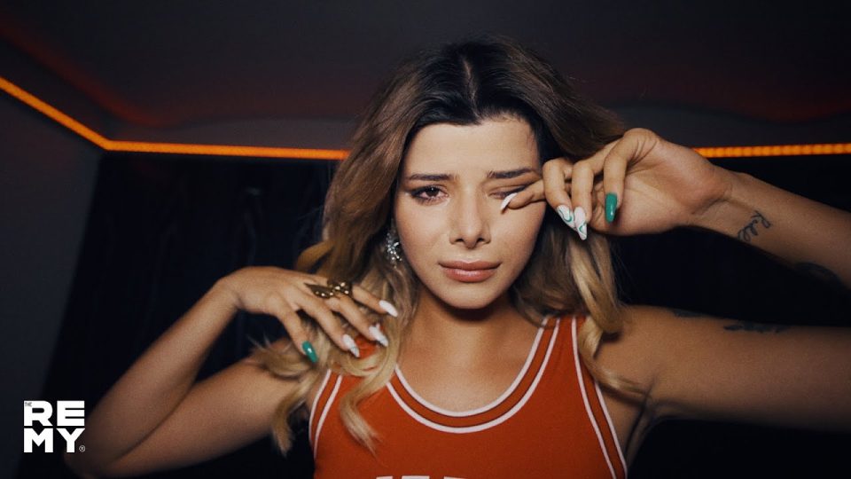Merve Yalçın - Seni Unuttum Şarkı Sözleri