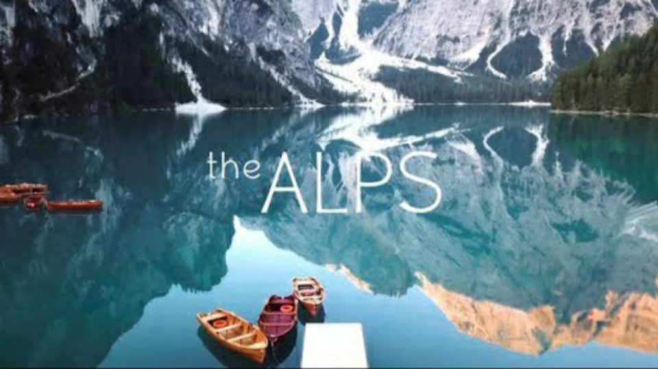 Spectacular nature, forest and lake views from the Alps