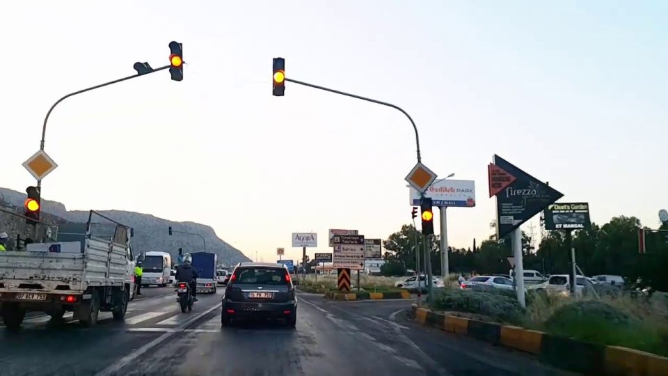 Kemer Antalya Yolu - Antalya Gezi Tatil