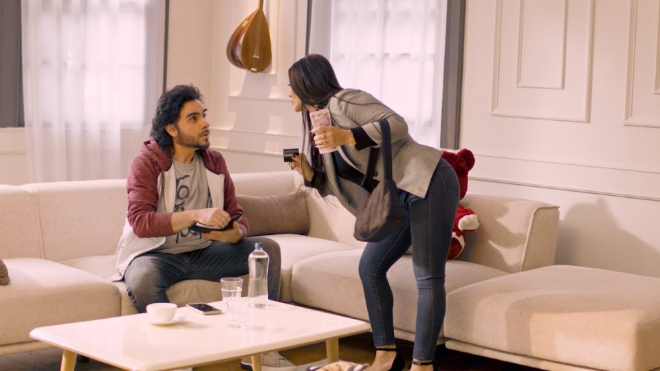 İsmail YK - Ağzı Olan Konuşuyor Şarkı Sözleri