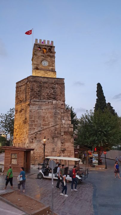 Saat Kulesi Antalya - Kale Kapı - Kapalı Yol Manzarası