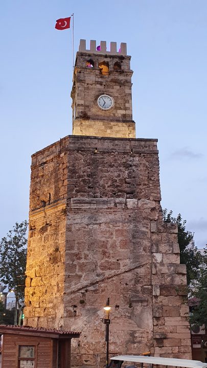 Antalya Kale Kapısı - Saat Kulesi - Kapalı Yol Manzaraları