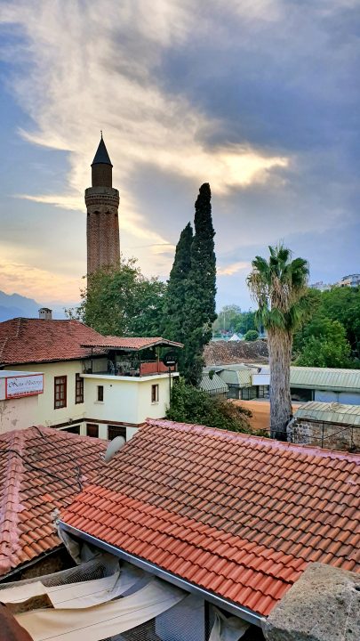 Yivli Minare Kale Kapısı Kaleiçi Antalya Manzaraları