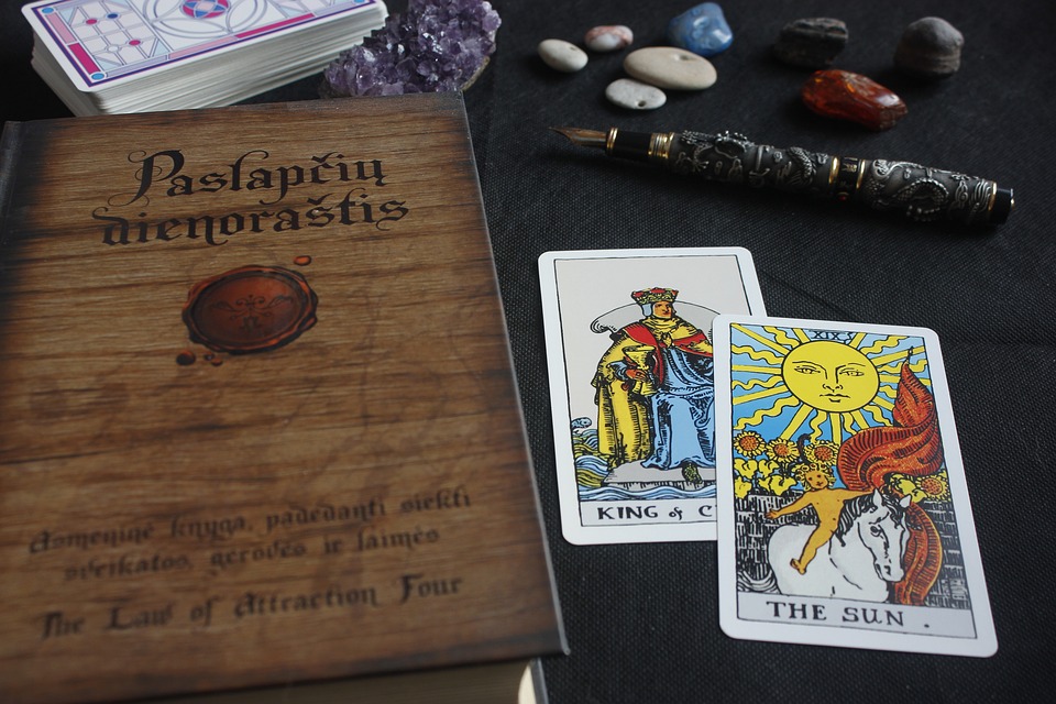 The Best Books on Oracles and Divination Throughout History