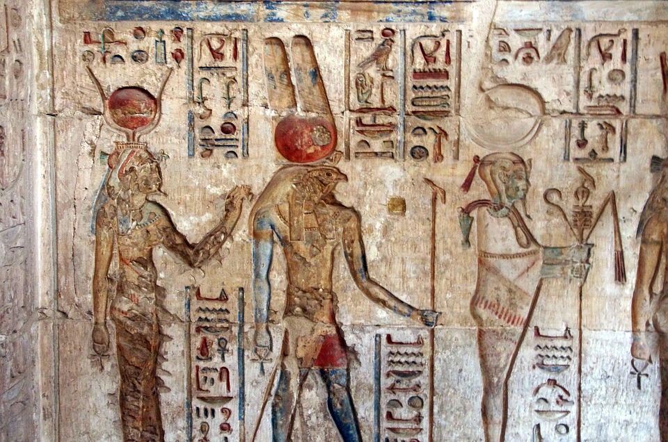 Uncovering the Secrets of Isis and Osiris: 10 Must-Read Books on Egyptian Mythology